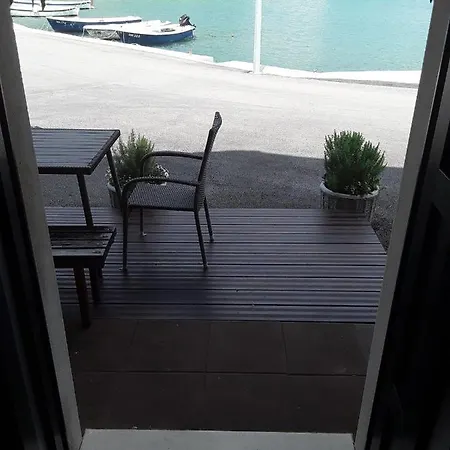 بيت للعطل By The Sea--bougainvillea ستون