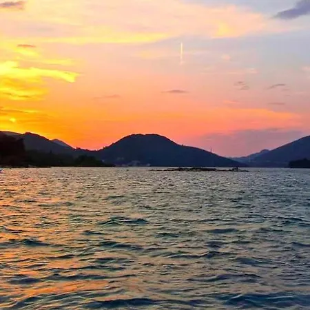 By The Sea--bougainvillea * ستون